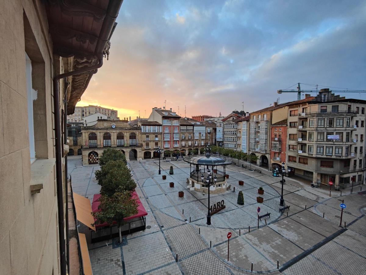 Apartamento Plaza De La Paz Haro Luaran gambar